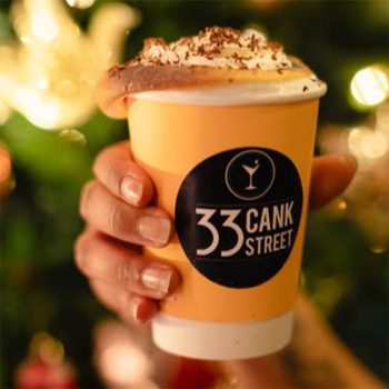 Naughty & Spiced _Luxury Hot Chocolate with Chairman's Spiced Rum & Toasted Marshmallow Meringue. Credit 33 Cank St